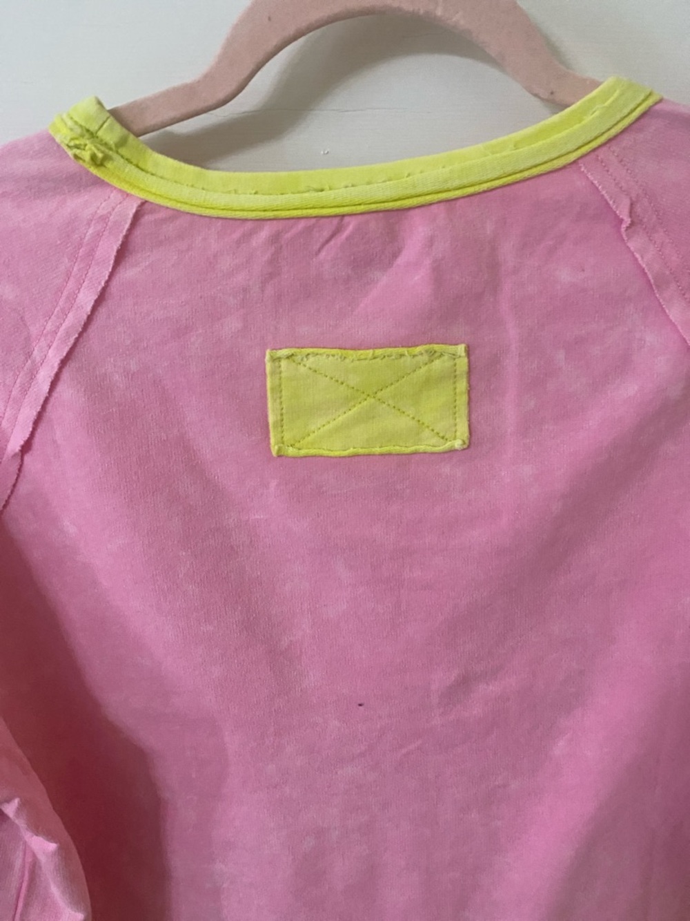 Sage & Fly Pink Floral Appliqué Crewneck Top - Picture 6 of 9